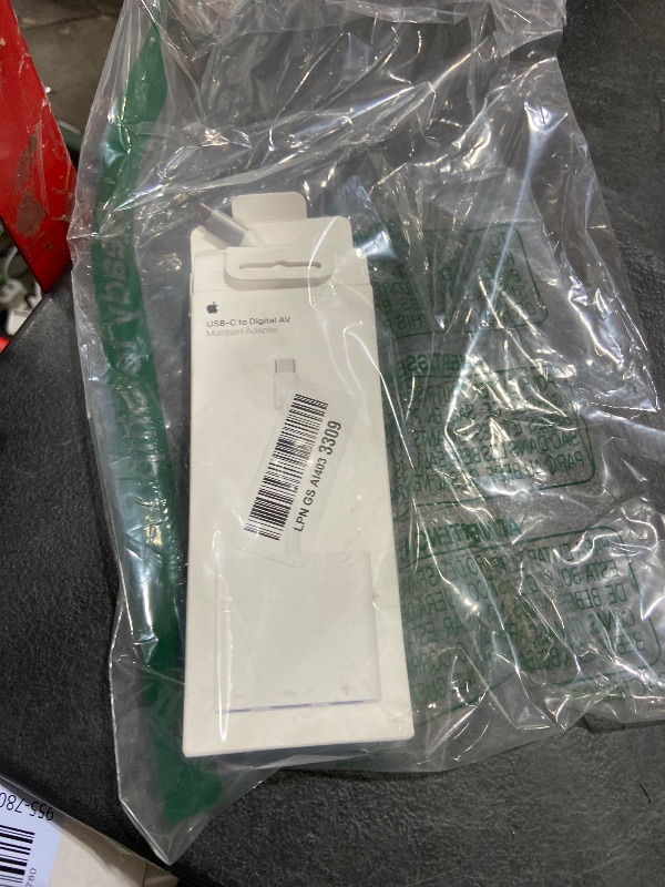Photo 1 of Apple USB-C Digital AV Multiport Adapter