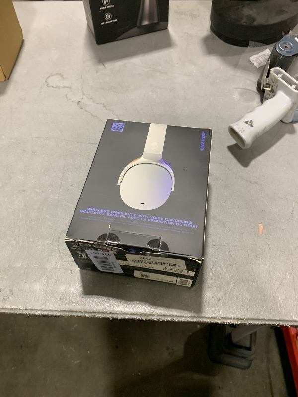 Photo 1 of Skullcandy Hesh ANC Noise Cancelling Wireless Headphones - Mod White