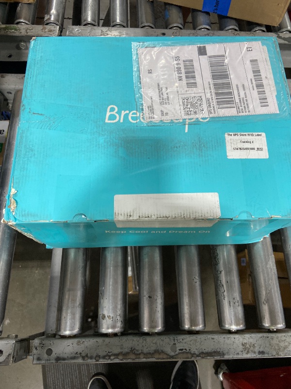 Photo 1 of Breescape Cooling Comforter Blanket - BlendTek Q-Max>0.46 Tech, Cooling Blanket for Hot Sleepers & Night Sweats Relief, Breathable Lightweight Summer Bedding, King/Cali King 106x96 in, Snow White
