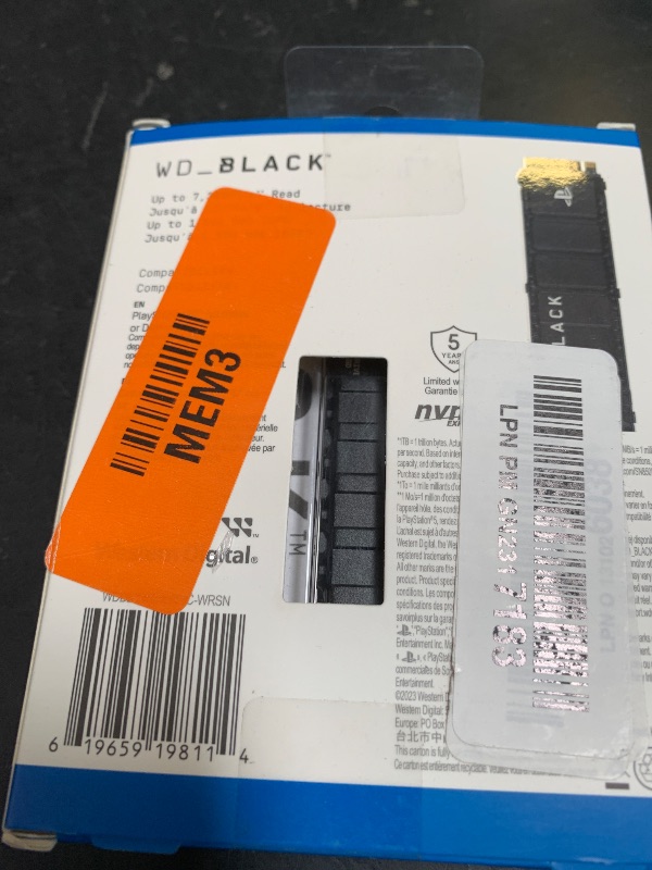 Photo 1 of WD_BLACK 4TB SN850P NVMe M.2 SSD Officially Licensed Storage Expansion for PS5 Consoles, up to 7,300MB/s, with heatsink - WDBBYV0040BNC-WRSN,Black