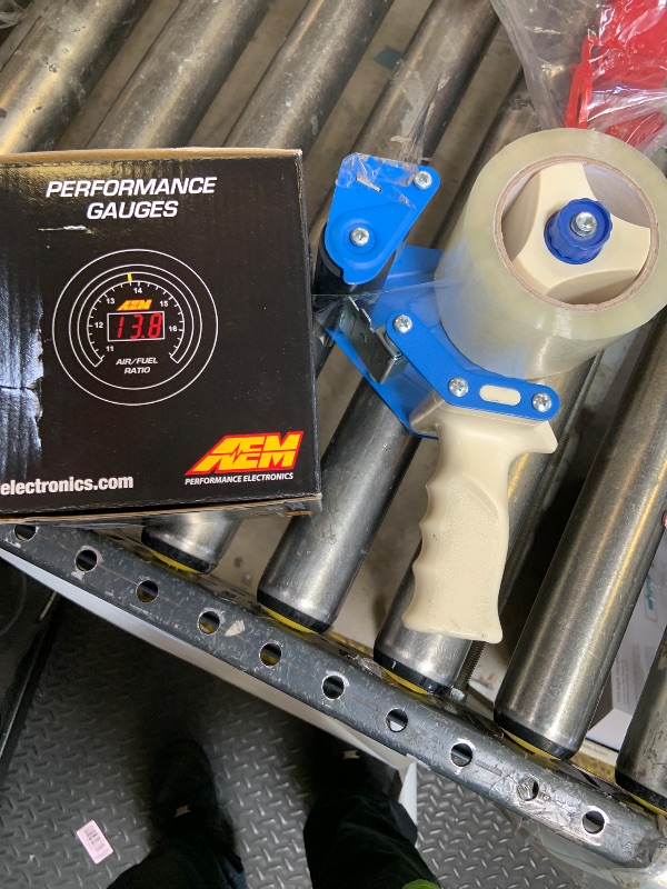 Photo 1 of AEM 30-0301 X-Series Pressure Gauge