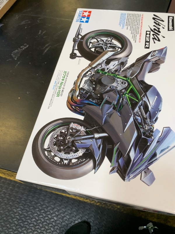 Photo 1 of Tamiya 14131 1/12 Kawasaki Ninja H2R Plastic Model Plastic Model Kit