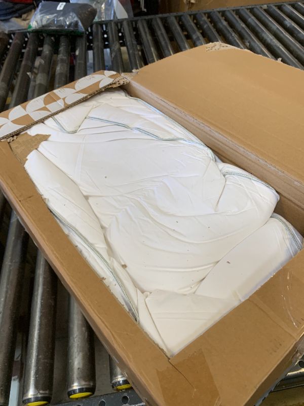 Photo 1 of APSMILE Down Feather Fibers Comforter King Size Luxurious All Seasons Duvet Insert - High Bulkiness Hotel Collection Comforter, 54 Oz Fluffy Medium Warmth (106x90, Solid White)