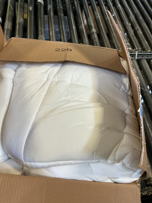 Photo 1 of Niagara Sleep Solution Ultra Soft King Size Mattress Topper - Rayon Derived from Bamboo Pillow Top Mattress Pad for Back Pain Relief - Naturally Cooling for Hot Sleepers, Green