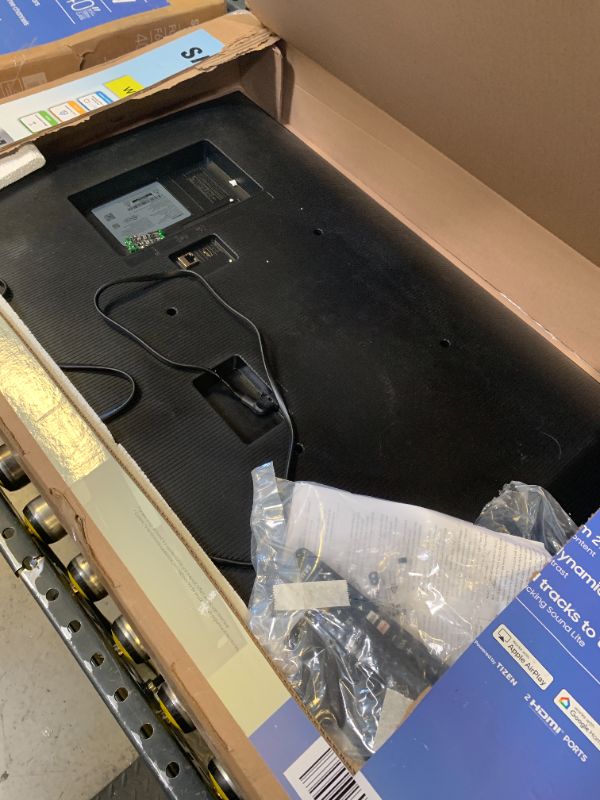 Photo 1 of SAMSUNG 40-Inch Class Full HD F6000 Smart TV (2025 Model) HDR, Object Tracking Sound Lite, Knox Security, One UI Tizen, Smart TV