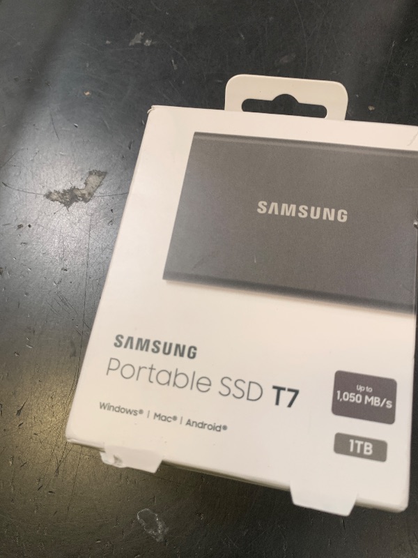 Photo 1 of Samsung T7 Portable SSD, 1TB External Solid State Drive, Speeds Up to 1,050MB/s, USB 3.2 Gen 2, Reliable Storage for Gaming, Students, Professionals, MU-PC1T0T/AM, Gray