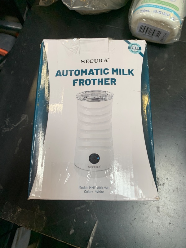 Photo 1 of AUTOMATIC MILK FROTHER