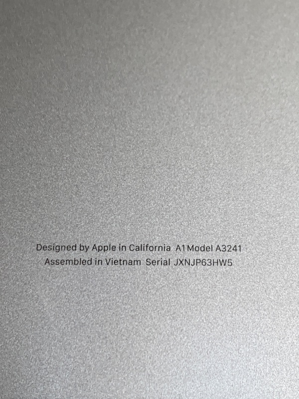 Photo 1 of Apple 2025 MacBook Air 15-inch Laptop with M4 chip: Built for Apple Intelligence, 15.3-inch Liquid Retina Display, 16GB Unified Memory, 256GB SSD Storage, 12MP Center Stage Camera, Touch ID; Starlight