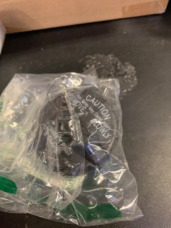 Photo 1 of Gas lid