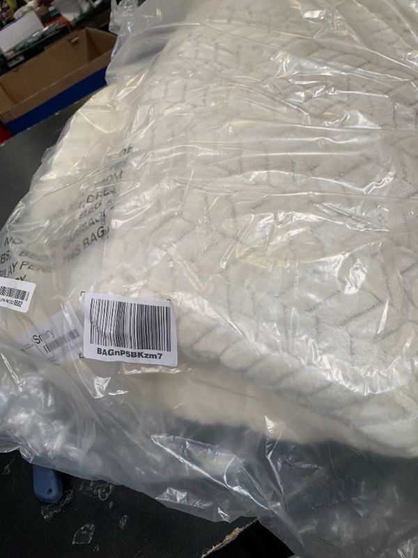 Photo 1 of smiry nonslip couch cover beige 35.4 x 70.9