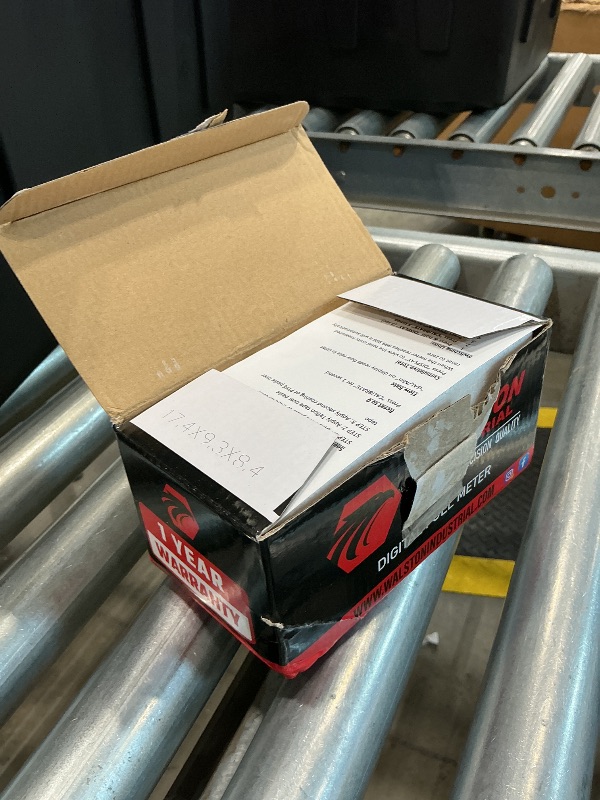 Photo 1 of **DIRTY/USED**
WALSTON INDUSTRIAL GH-5630 Digital Fuel Meter 3/4 Inch, Diesel Fuel Meter, 3-30 GPM, Diesel, Gasoline, Kerosine, Lubricants, 3/4" NPT