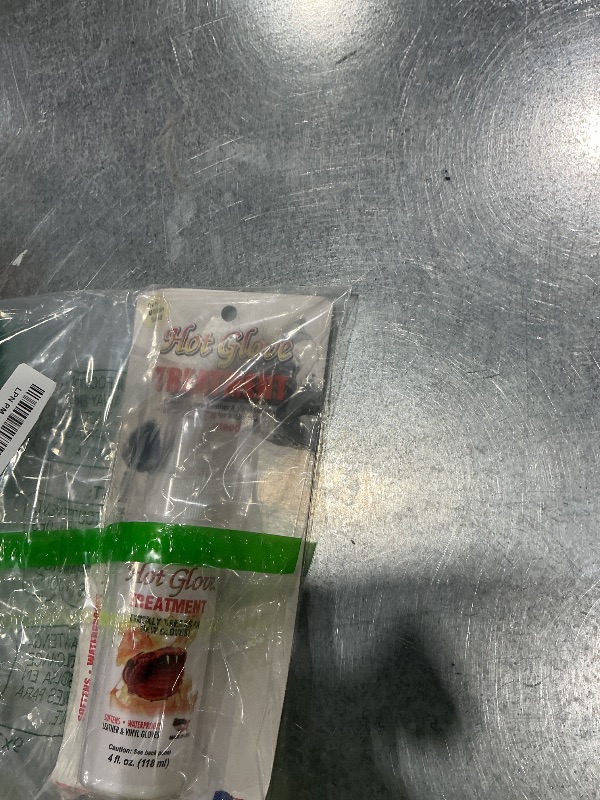Photo 1 of ** USED** Hot Glove Heat Treatment Instant Glove Break-In for Baseball and Softball Gloves - the Original Hot Glove