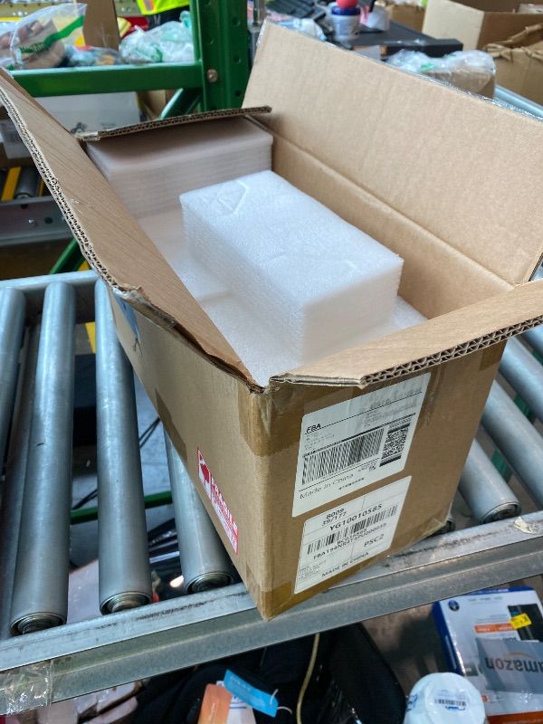 Photo 1 of [USED] [PARTIAL SET] Sandraheer 12-Pack White Pillar Candles with Clear Hurricane Glass Vases - 3-Size Set for Wedding Table Centerpieces, Home Decor | Windproof Candle Holders