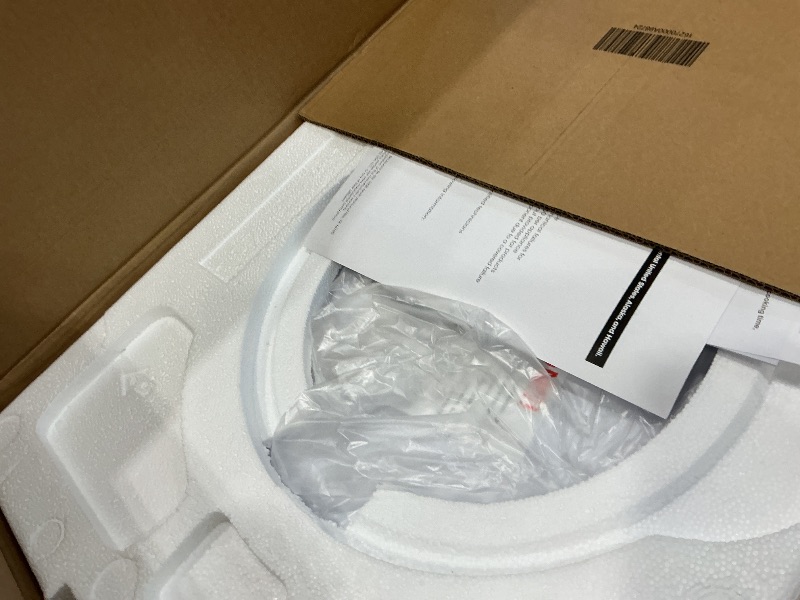 Photo 1 of [Broken] SHARP Countertop Microwave Oven with Removable 12.4" Carousel Turntable, 1000 Watt, 1.1 Cubic Feet, White
