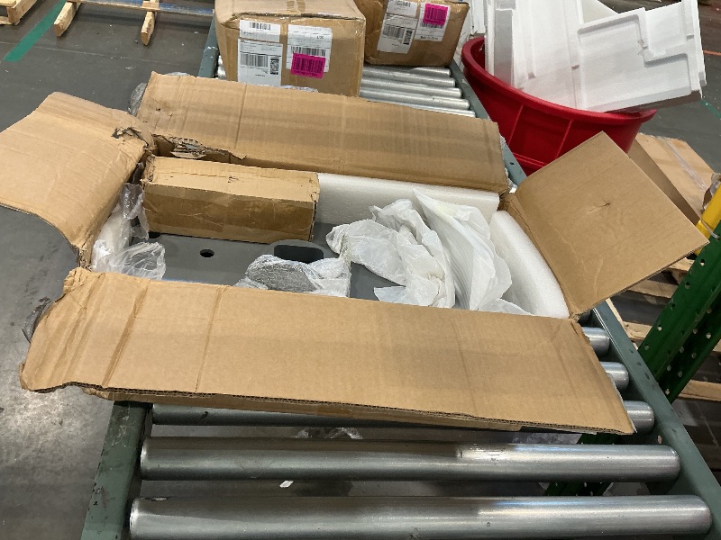 Photo 1 of [Missing Key Components] B&W Turnoverball Underbed Gooseneck Trailer Hitch w/ Custom Installation Kit - 30,000 lbs