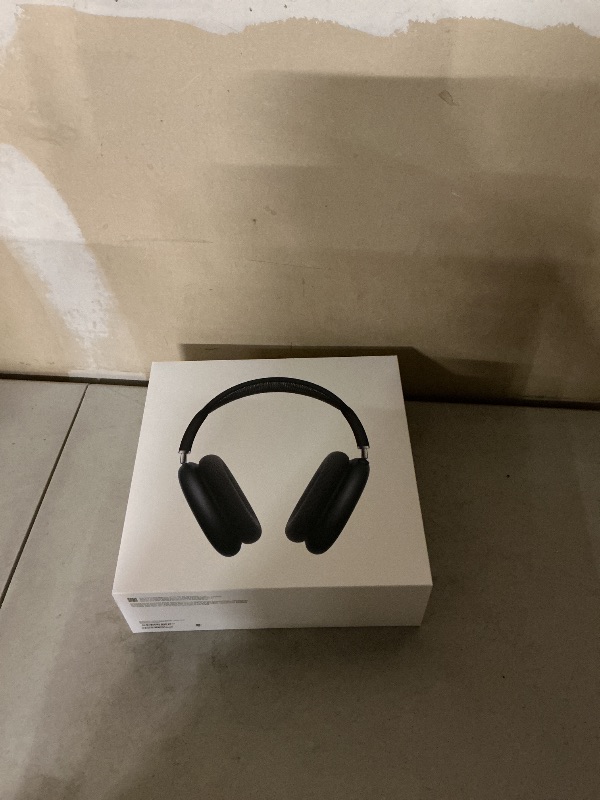 Photo 1 of Apple AirPods Max 2 Wireless Over-Ear Headphones, Active Noise Cancellation, Adaptive Audio, Personalized Spatial Audio, Live Translation, Bluetooth Headphones for iPhone – Midnight