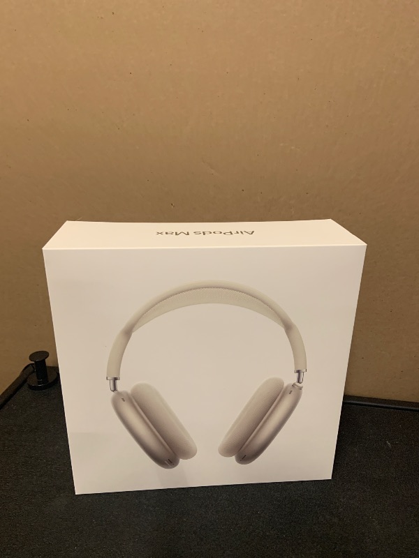 Photo 1 of Apple AirPods Max 2 Wireless Over-Ear Headphones, Active Noise Cancellation, Adaptive Audio, Personalized Spatial Audio, Live Translation, Bluetooth Headphones for iPhone – Starlight