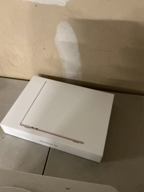 Photo 1 of Apple 2025 MacBook Air 13-inch Laptop with M4 chip: Built for Apple Intelligence, 13.6-inch Liquid Retina Display, 16GB Unified Memory, 256GB SSD Storage, 12MP Center Stage Camera, Touch ID; Starlight