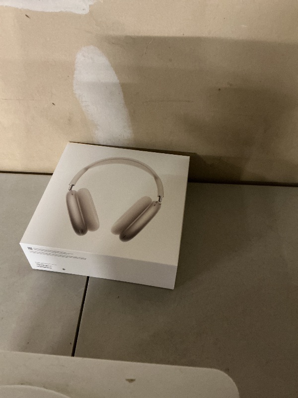 Photo 1 of Apple AirPods Max 2 Wireless Over-Ear Headphones, Active Noise Cancellation, Adaptive Audio, Personalized Spatial Audio, Live Translation, Bluetooth Headphones for iPhone – Starlight