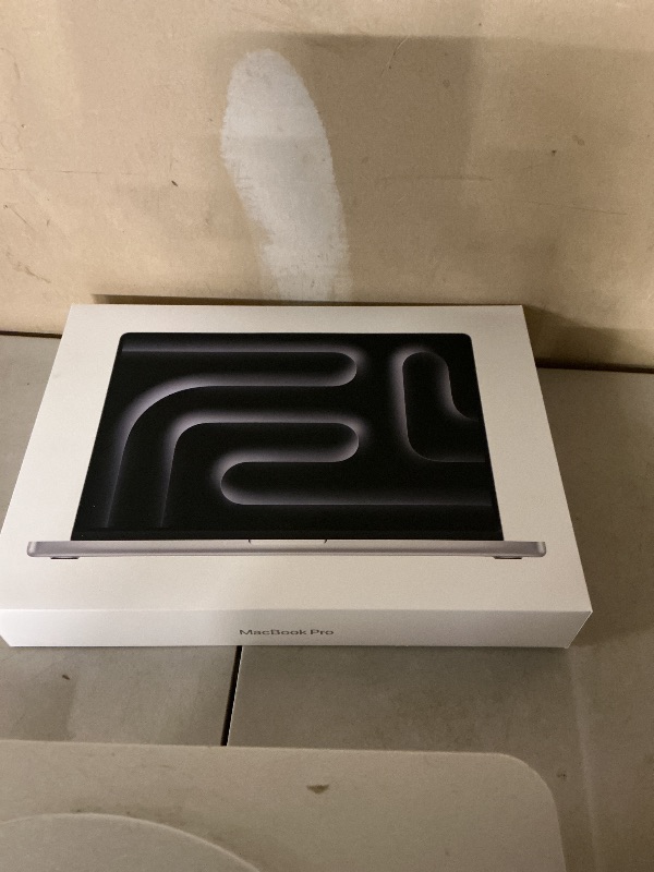 Photo 1 of Apple 2026 MacBook Pro Laptop with Apple M5 Pro chip with 18-core CPU and 20-core GPU: Built for AI, 16.2-inch Liquid Retina XDR Display, 24GB Unified Memory, 1TB SSD, Wi-Fi 7; Silver