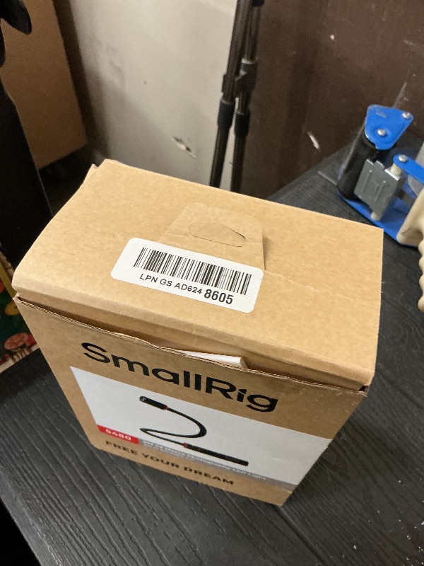 Photo 1 of SmallRig RM 03 Macro Photography LED Light, Adjustable Beam Angle, 5 Colors CRI95 TLCI92, Bendy Light for Camera with Cold Shoe Adapter, Clamp, Diffuser, Spotlight, Barndoor, Gobos, IP54 Rating - 5480
