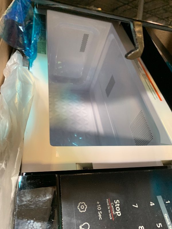 View 4 of BLACK+DECKER Over the Range Microwave Oven, 1.7 Cu.Ft, 1000W, Black