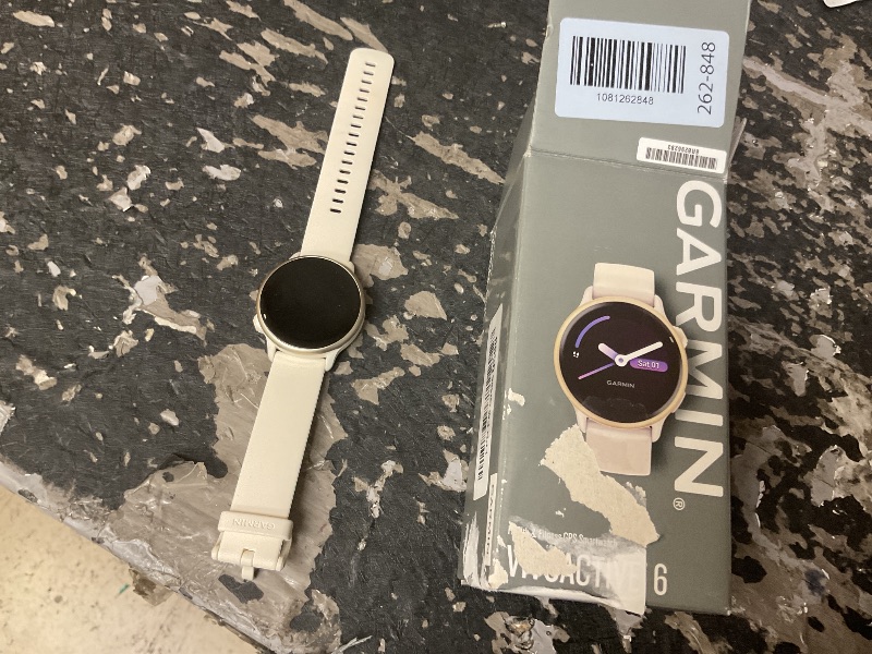 Photo 1 of Garmin vívoactive® 6 Smartwatch 42mm Lunar Gold/Bone