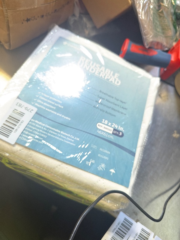 Photo 1 of Careboree Washable Waterproof Pad (18" x 24")