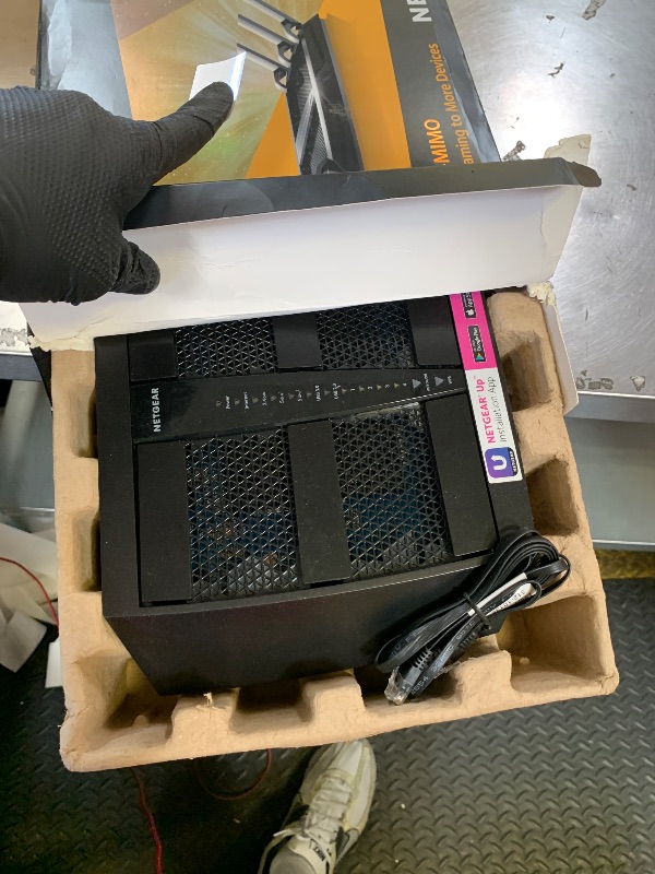 Photo 1 of NETGEAR Nighthawk X6S R8000P Smart Wi-Fi Router