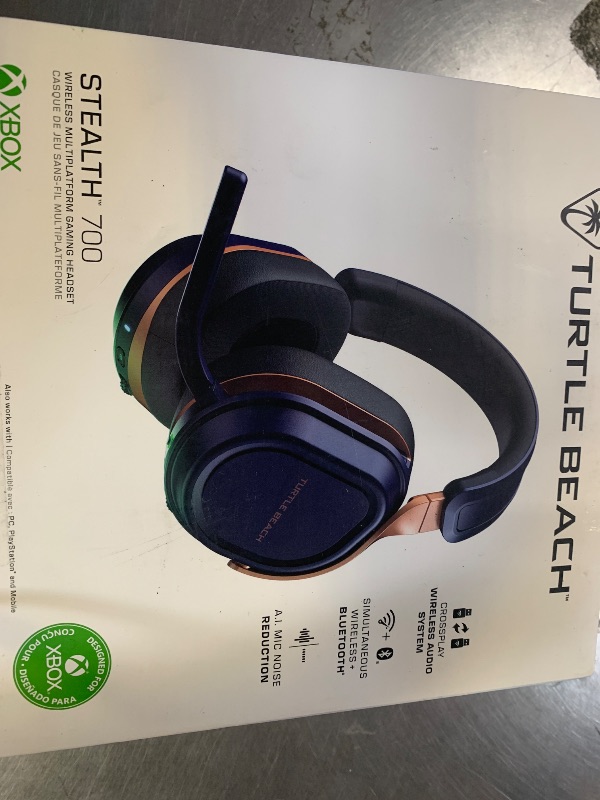 Photo 1 of Turtle Beach Stealth 700 Gen 3 Wireless Gaming Headset