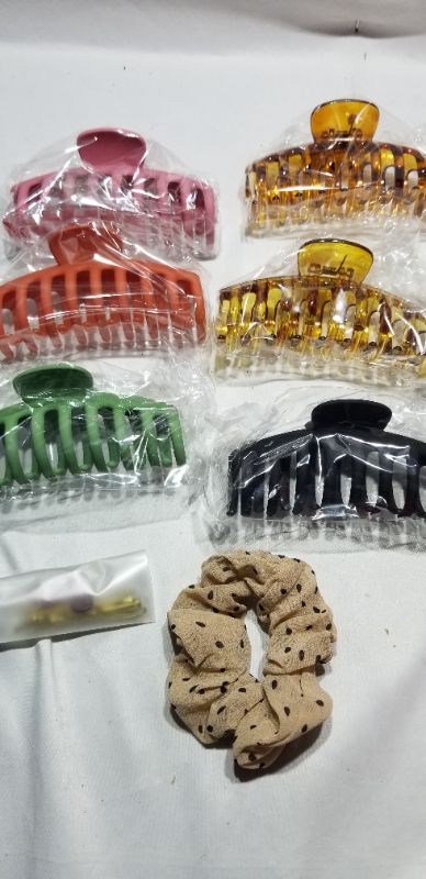 Photo 1 of 6 Large Non-slip Hair Clips For Women Girls Super Strong Big For Thick Hair Cute Acrylic Banana Hairstyle Clip With Teeth Fashion