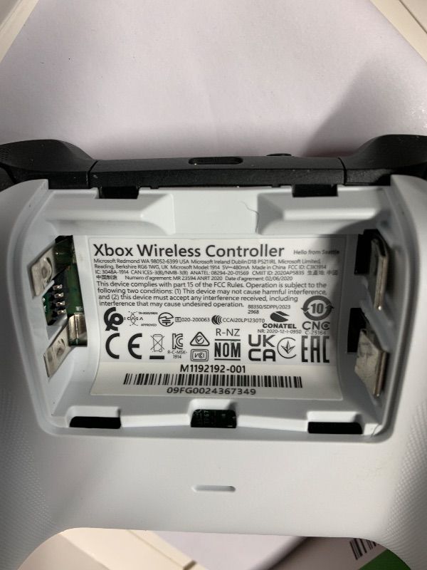 Photo 1 of ***MINOR DAMAGE SEE NOTES/ PICTURES***
Xbox Wireless Gaming Controller | Deep Pink | Console, PC, & Android | Textured Grip | Wireless, Bluetooth, USB-C Connectivity