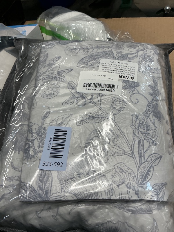 View 2 of ***MISSING PARTS***
HoneiLife Queen Duvet Cover Set - 100% Cotton Comforter Cover Floral Duvet Cover Sets,Soft & Breathable Duvet Cover with Zipper Closure and Corner Ties,3pcs Wildflower Comforter Cover Sets-Herbs