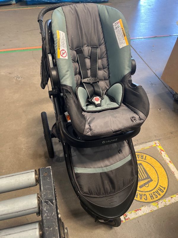 Photo 1 of ****Baby Trend Expedition® DLX Jogger Travel System with EZ-Lift™ Plus Infant Car Seat, Dash Sage
