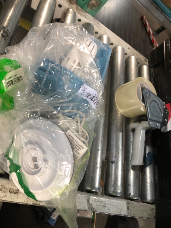 Photo 1 of ***MISSING PARTS***
Black+Decker, Dustbuster AdvancedClean Handheld Vacuum Cordless, Compact Home and Car Vacuum with Crevice Tool, Rotating Nozzle and Charging Station