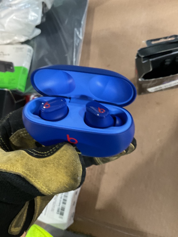 Photo 1 of **might have issues**Beats Studio Buds - True Wireless Noise Cancelling Earbuds - Compatible with Apple & Android, Built-in Microphone, IPX4 Rating, Sweat Resistant Earphones, Class 1 Bluetooth Headphones - Ocean Blue