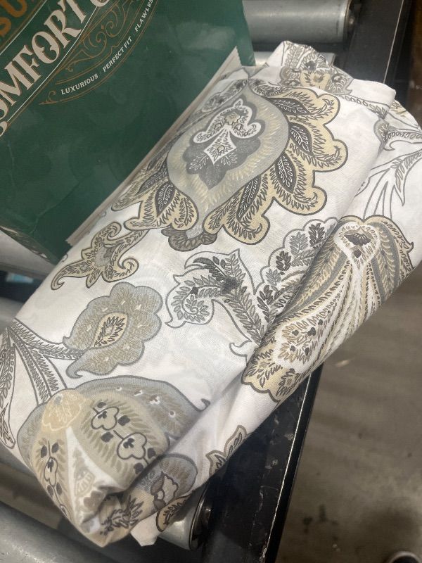 Photo 1 of ***MISSING PARTS***
TEXAS LINEN CO. 100% Organic Cotton Sheets Queen Size - 4 PC Organic Cotton Queen Size Percale Printed Sheet Set, Soft, Cooling, Crisp & Breathable, 16" Deep Pocket Hotel Bedding Set - Floral Ivory