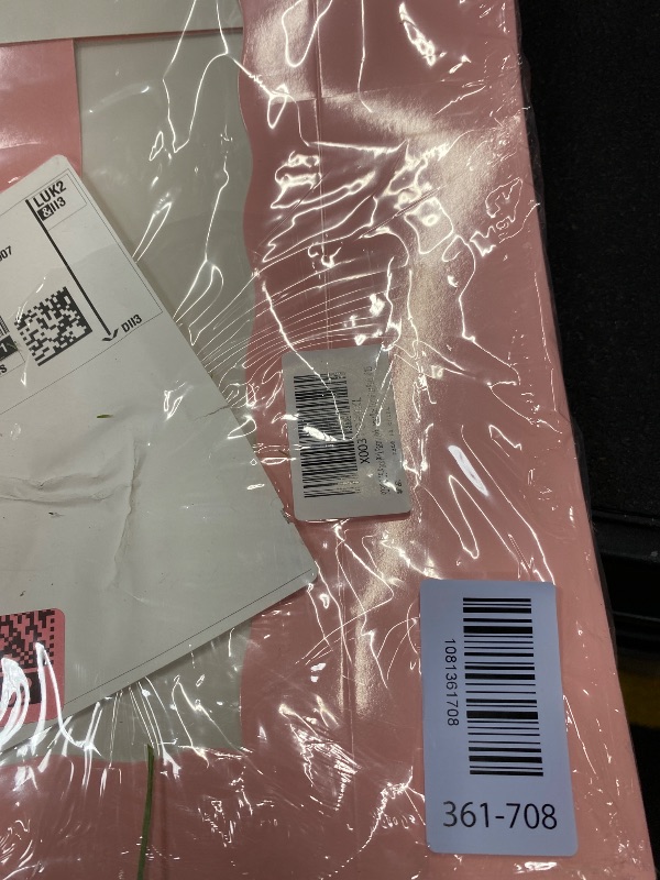Photo 1 of ****used******SOROO 15-Pack Pink Pastry Bakery Box 12x8x2.5inch,Large Donuts,Muffins,Cookies Boxes with PVC Window - Auto-Pop up Nature Craft Paper Box Container,Pack of 15