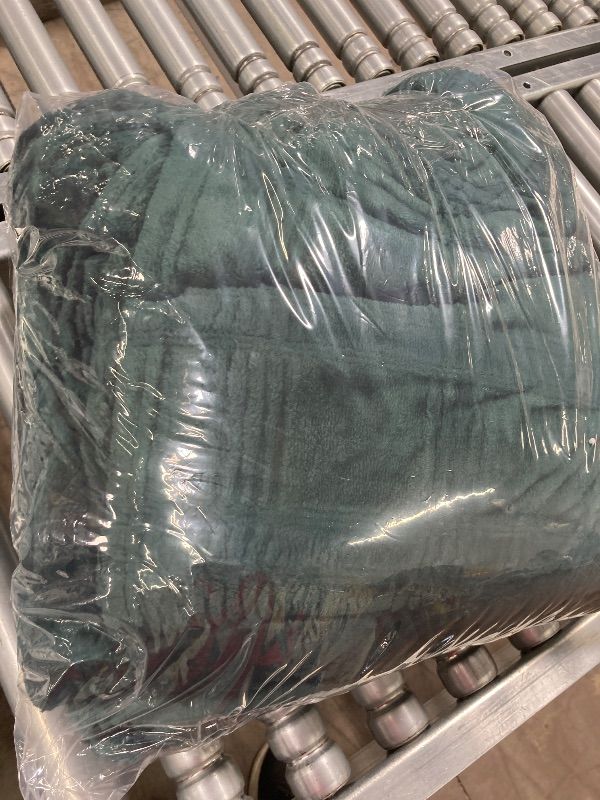 View 3 of ***USED*** king fleece blanket 120x138 forest green