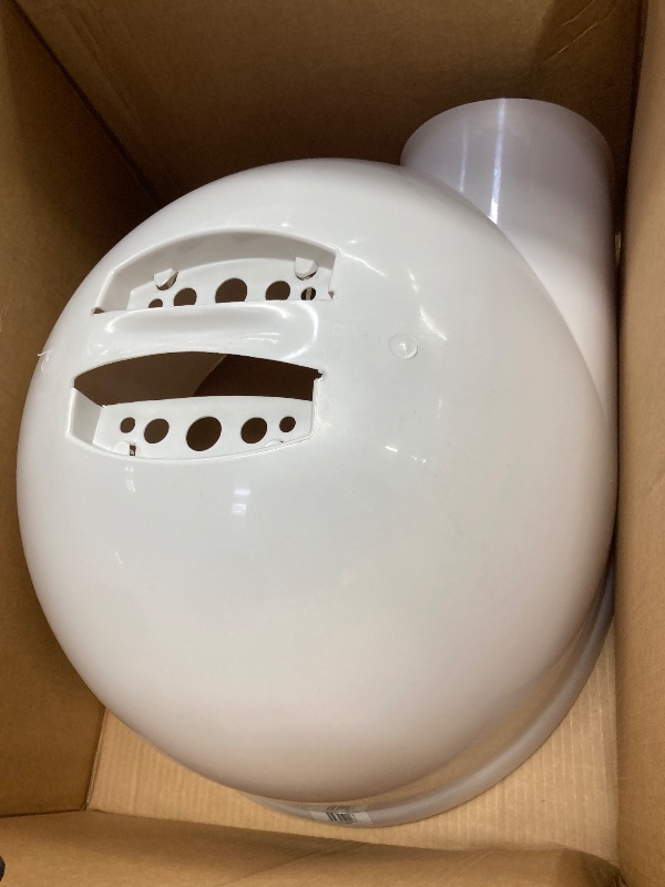 Photo 1 of ***MISSING BOTTOM PIECE -SELLING AS INCOMPLETE*** Petmate Booda Clean Step Cat Litter Box Dome (Made in the USA with 95% Recycled Materials)- Pearl White, Made in USA