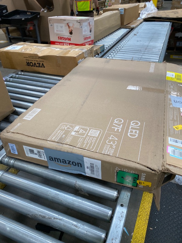 Photo 1 of **** NOP RETURN NO REFOUND****Samsung 43-Inch Class QLED Q7F Series Samsung Vision AI Smart TV (2025 Model, 43Q7F) Quantum HDR, Object Tracking Sound Lite, Q4 AI Gen1 Processor, 4K upscaling, Gaming Hub, Alexa Built-in