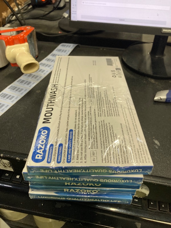 Photo 1 of ***FACTORY SEALED***5 PACKS RAZOKO Disposable Mouthwash Travel Size-Fresh & Non-Greasy/Fresh Mint +Coconut Portable Packets,Alcohol & Fluoride Free,Gentle for Oral Care (0.41 Fl Oz (Pack of 30 IN EACH BOX)***FACTORY SEALED***