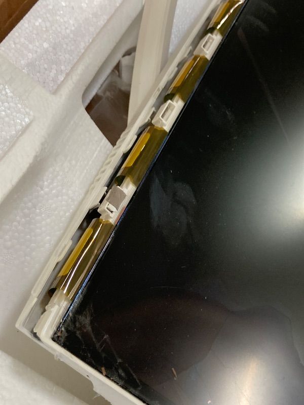 Photo 1 of ***DAMAGED -NON-FUNCTIONAL CRACKED -SELLING AS SARTS ONLY*** Samsung 34” ViewFinity (S65TC) Series Ultra-WQHD 1000R Curved Computer Monitor, HDR10, 100Hz, AMD FreeSync, Thunderbolt 4, Height Adjustable Stand, Built-in Speakers, Eye Care, LS34C650TANXGO, 2
