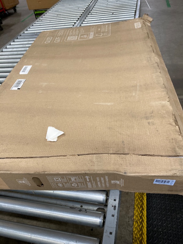 Photo 1 of ***SELLING AS PARTS ONLY*** Samsung 55-Inch Class QLED Q7F Series Samsung Vision AI Smart TV (2025 Model, 55Q7F) Quantum HDR, Object Tracking Sound Lite, Q4 AI Gen1 Processor, 4K upscaling, Gaming Hub, Alexa Built-in**