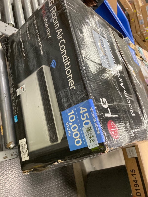 Photo 1 of ***LEAKS***LG 10,000 BTU Smart Window Air Conditioner, 115V, Cools 450 Sq. Ft. for Bedroom, Living Room, Apartment, Dual Inverter, Quiet Operation, Energy Star, works with LG ThinQ, Amazon Alexa and Hey Google