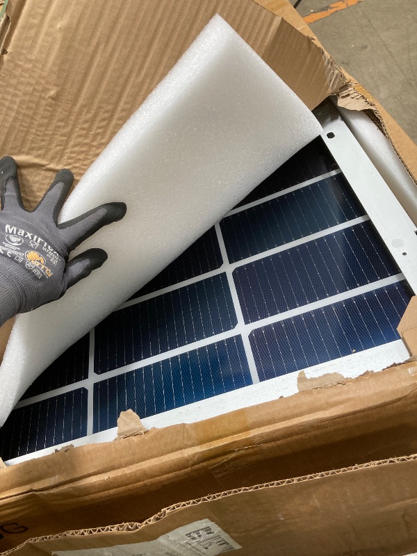 Photo 1 of *One box damaged* *Total 3/3 Boxes* SUNGOLDPOWER 6PCS 560W Bifacial Solar Panel,N-Type 16BB,PERC Half-Cut Cell,Vmp 42.1V/PCS,Up to 30% Extra Power,IP68,48V Solar Panel for RV Home Farm Trailer Marine Off-Grid System(6 * 560W Bifacial)