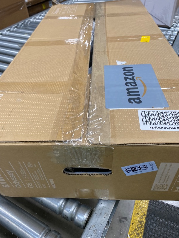 Photo 1 of ***DAMAGED -SELLING AS PARTS ONLY*** Samsung 34' Odyssey G5 Ultra-Wide Gaming Monitor with 1000R Curved Screen, 165Hz, 1ms, FreeSync Premium, Large Display, Eye Comfort, Multiple Ports, WQHD, LC34G55TWWNXZA, Black