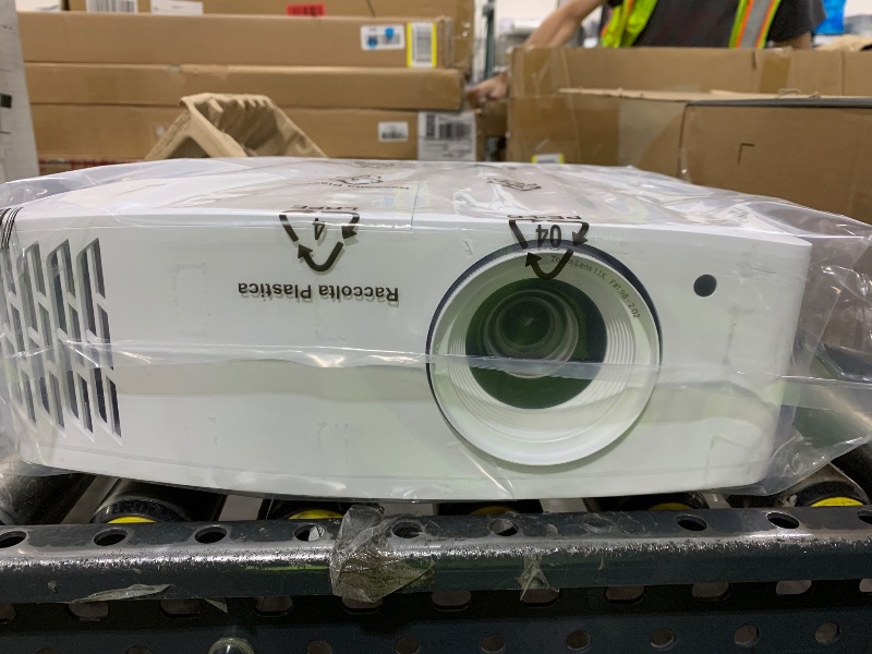 Photo 1 of Optoma UHD38x True 4K UHD Gaming Projector, Lamp, Standard Throw