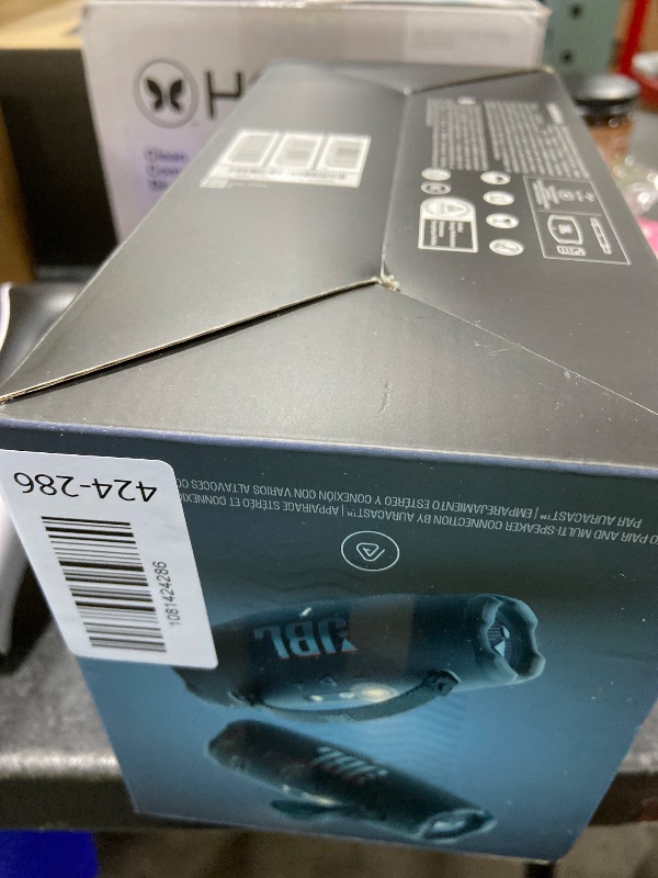 Photo 1 of JBL Charge 6 - Portable Waterproof & Drop-Proof Bluetooth Speaker, Bold JBL Pro Sound with AI Sound Boost, 28Hrs of Playtime, Built-in powerbank & Comes with a Sturdy/Removable Carrying Strap (Blue)