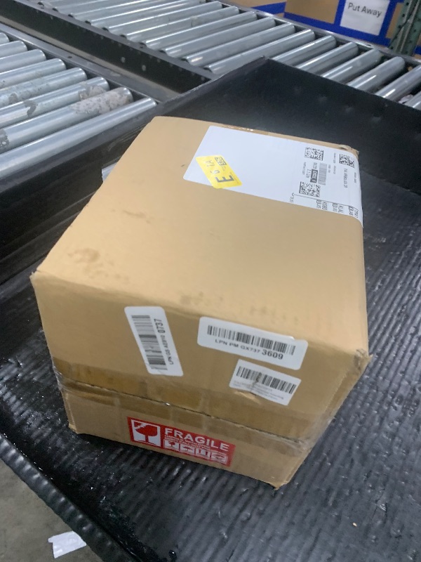 Photo 1 of Magnet Acclimation Box for Saltwater Fish Quarantine Aquarium Isolation Box for Aquarium Fish Anemone Reef Coral
